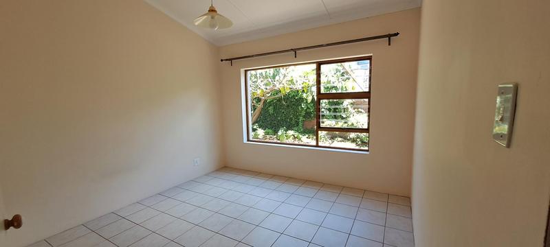 4 Bedroom Property for Sale in Stilbaai Wes Western Cape